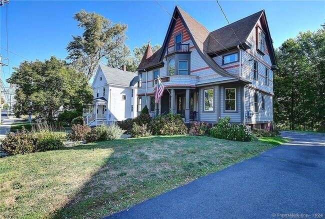 Building Photo - 186 Raymond Rd
