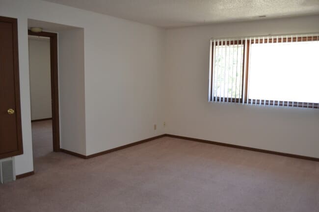 Photo - 1230 D St Unidad 11