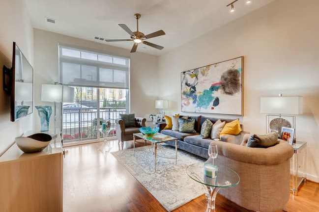 Photo - Elaine Luxury Apartments