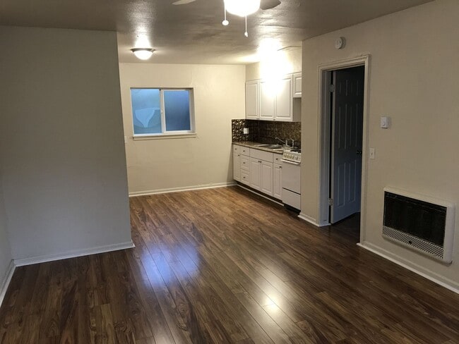 Photo - 166-Gerth Apartments