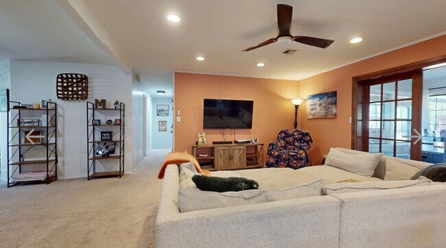 Photo - 1917 Green Meadows Cir