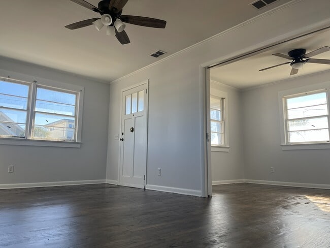 Photo - 2717 S Fletcher Ave Unit A