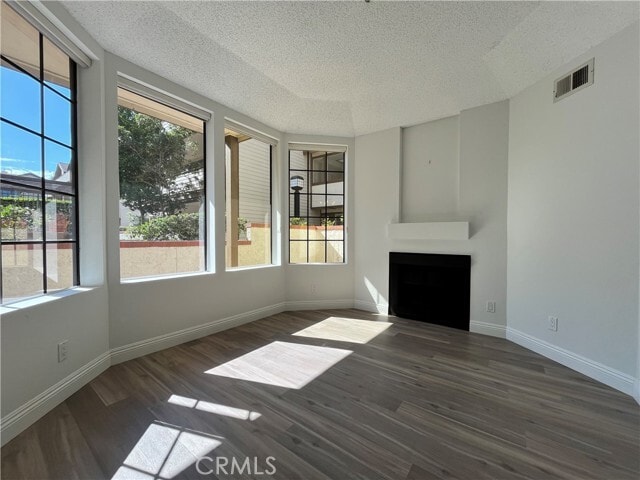 Photo - 2567 Plaza del Amo Unit 108
