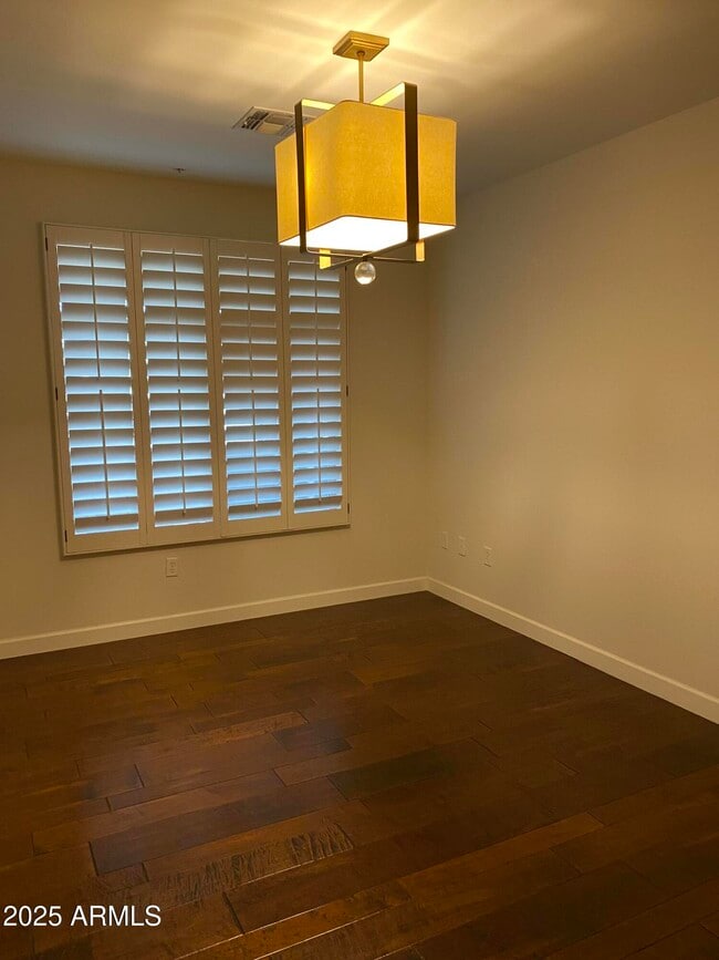 Photo - 4909 N Woodmere Fairway Unit 1009