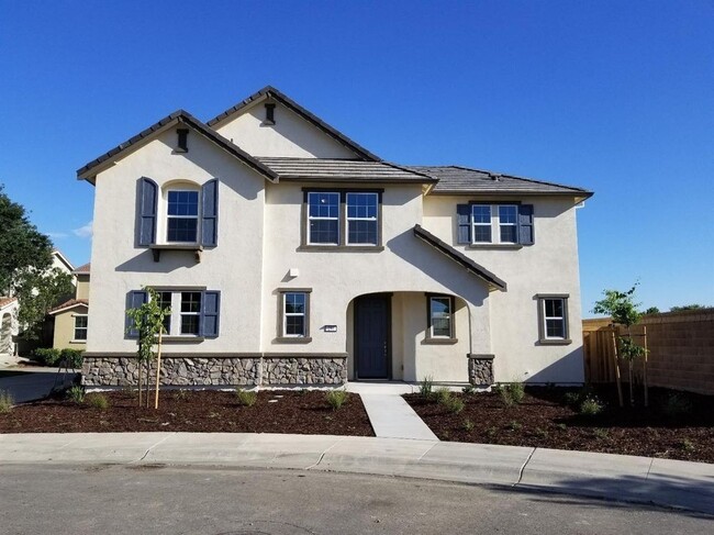 Building Photo - North Natomas 4 Bed 3 Bath Plus Large Loft  Appliances Included