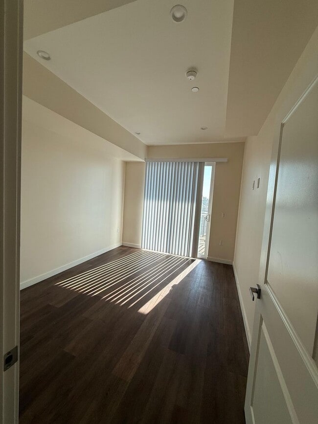 Photo - The Hamilton