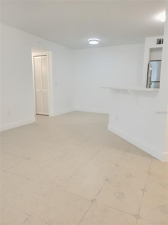 Photo - 4528 Commander Dr Unidad 2011