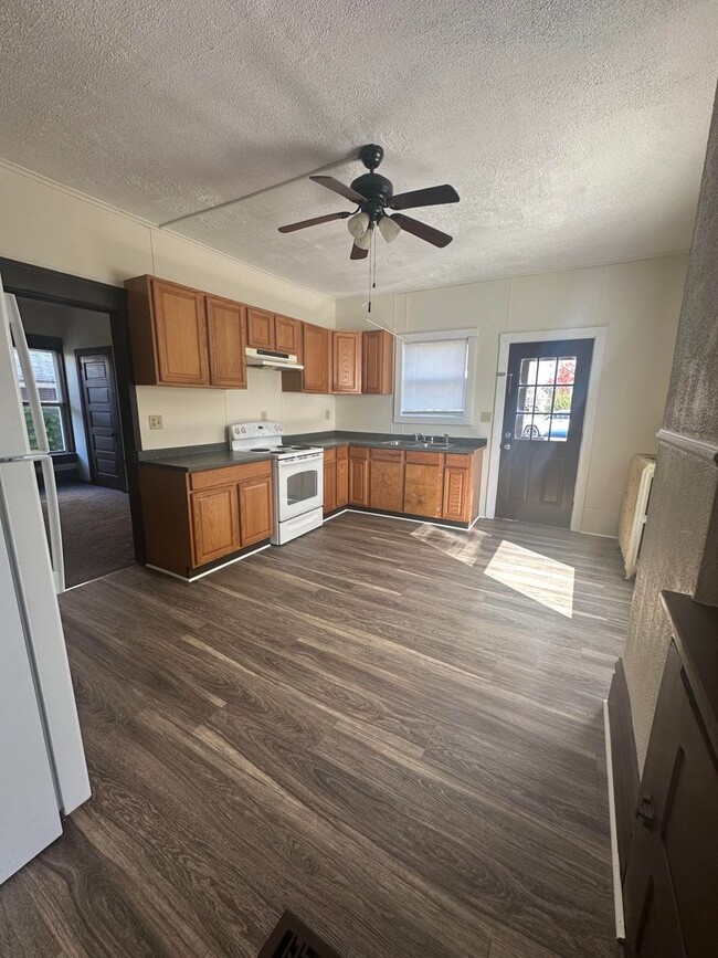 Photo - wpop127 Unit 1