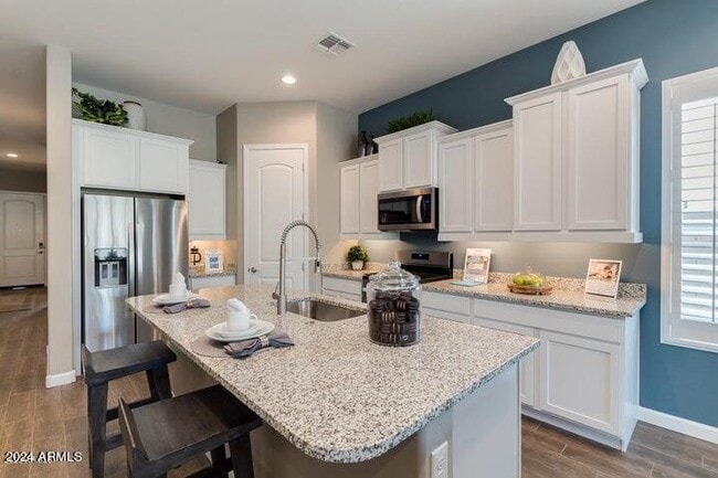 Photo - 2034 W Yellowbird Ln