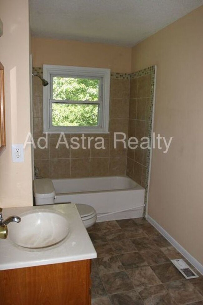 Photo - Cute 3 Bedroom 1.5 Bath Home in Independen...