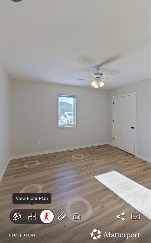 104 8th Ave SW