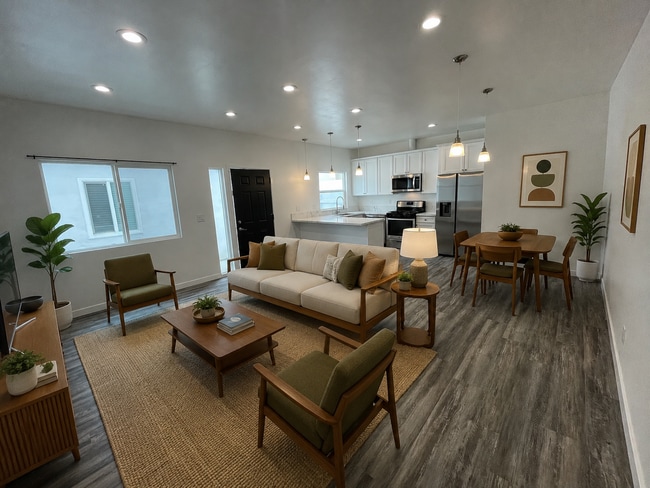 Photo - BETA APTS Unit 4113