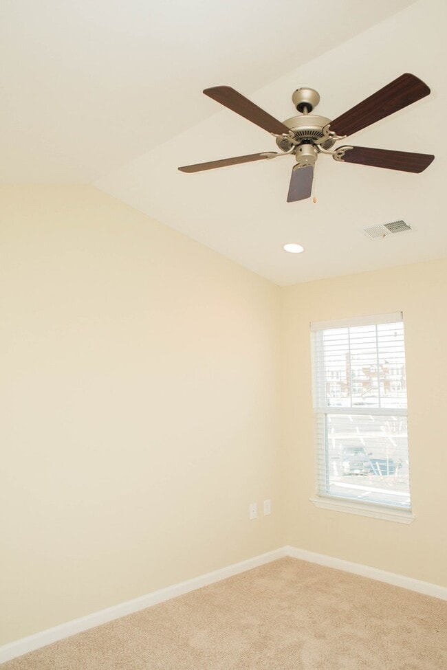 Photo - 2 Bedroom Townhouse at the Woodlands! Schedule a tour today! Only $500 deposit! Unit #208
