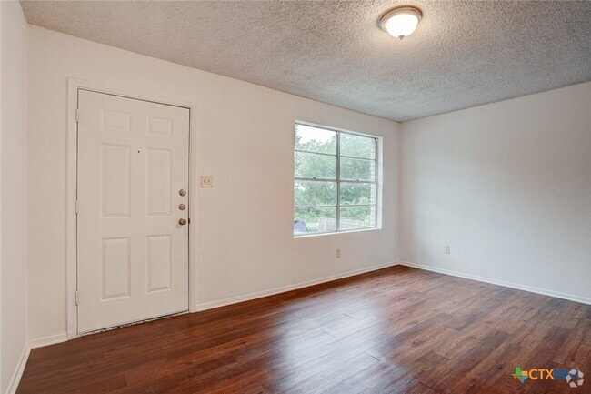 Building Photo - 748 Old Martindale Rd Rental