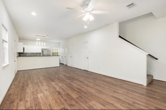 Photo - 5007 Mallow St Unidad A