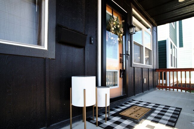 Photo - Modern 3BD/2BA located in downtown Indy!