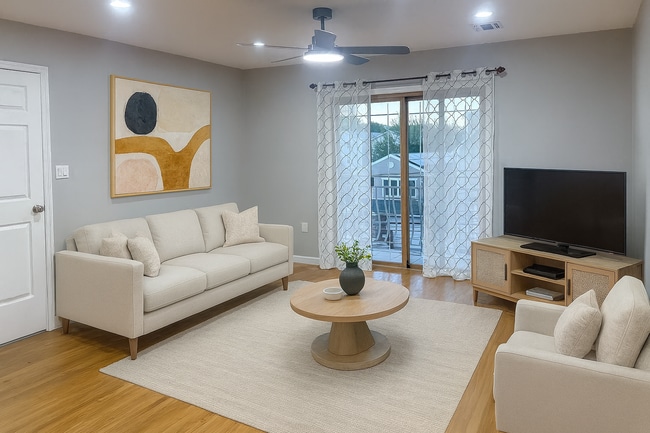 Building Photo - 632 Norwood Ter Unit 2