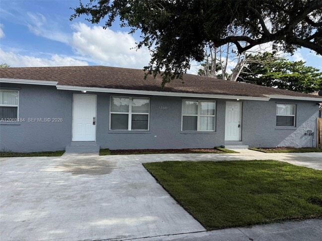 Building Photo - 12040 SW 214th Ter Unit 2