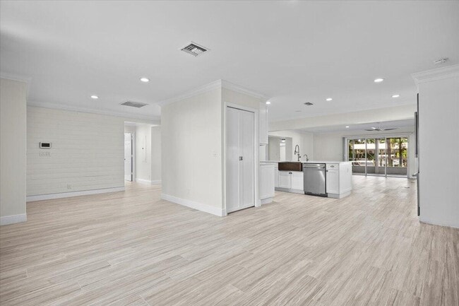 Photo - 12831 Shore Dr