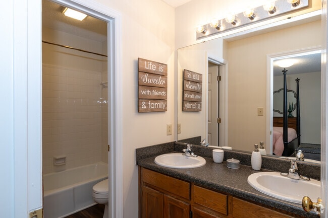 The Star - 2BR, 2.5 BA - 1,458SF