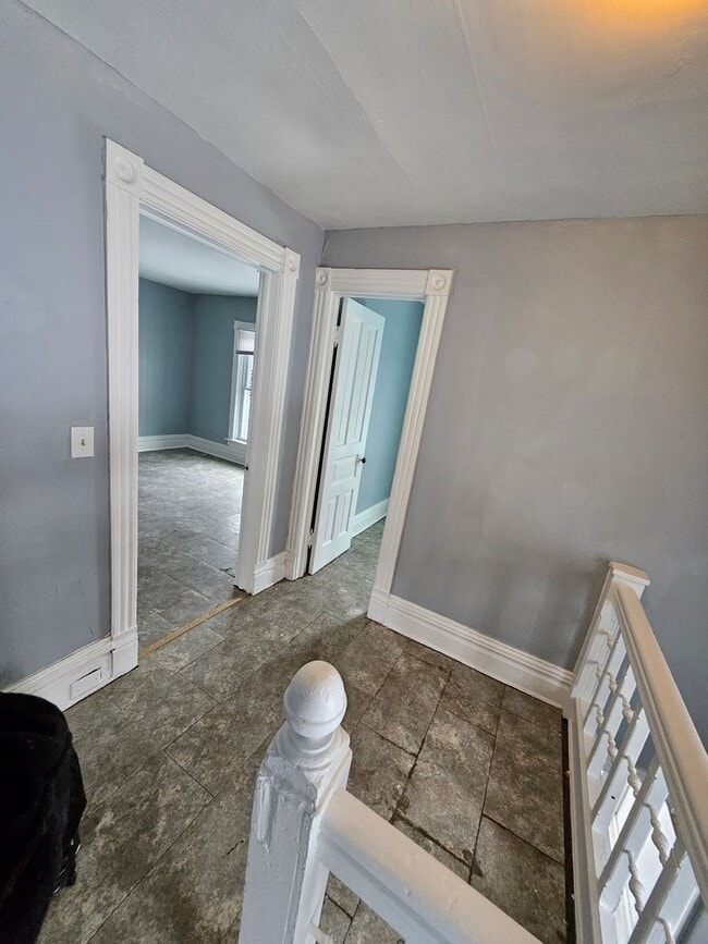 Photo - upper 4-bedroom unit east side