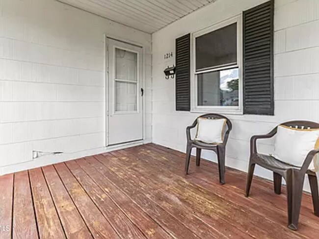 Photo - Cozy bungalow in the heart of kingsport