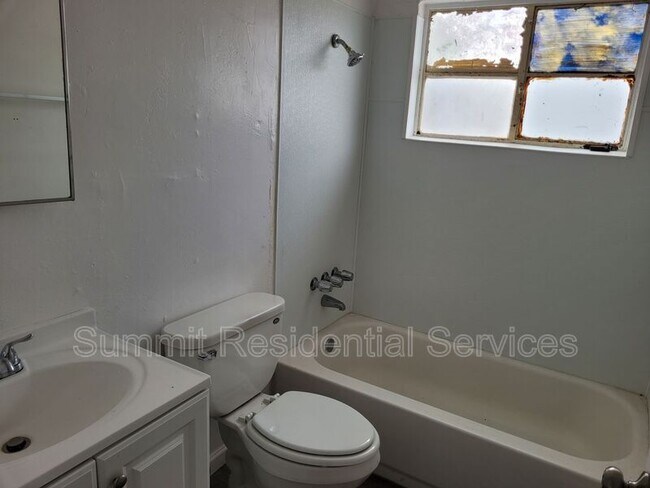 Photo - 2733 Sunland Vista