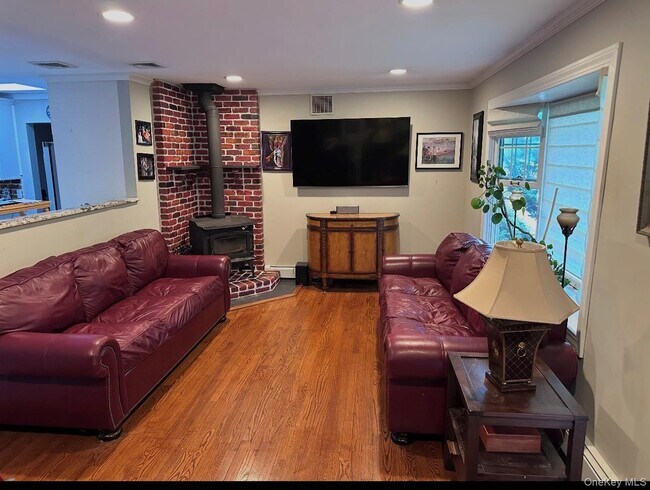 Photo - 19 New Mill Rd