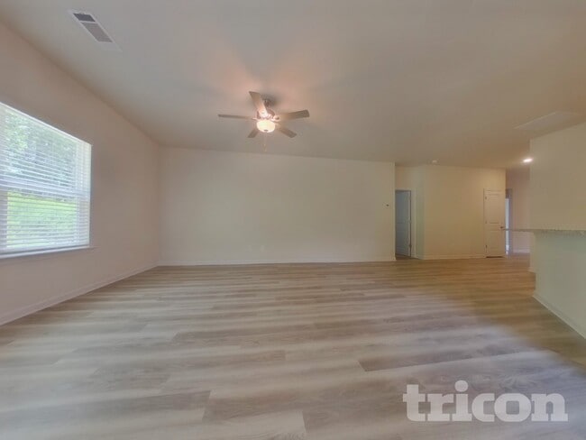 Photo - 441 Prescott Wy