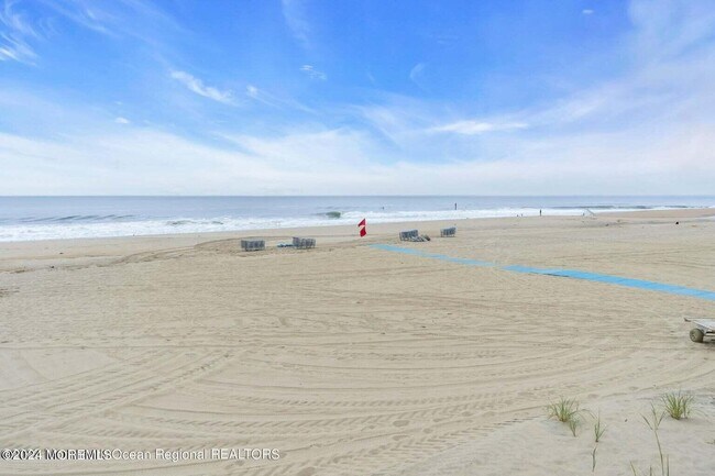 787 Ocean Ave N Unit 212