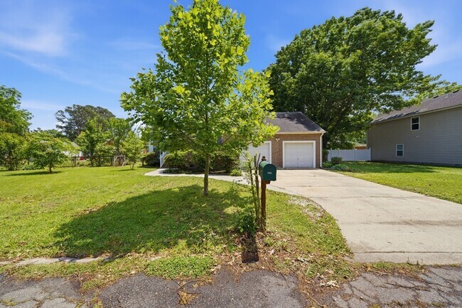 Photo - 4553 Shoshone Ct