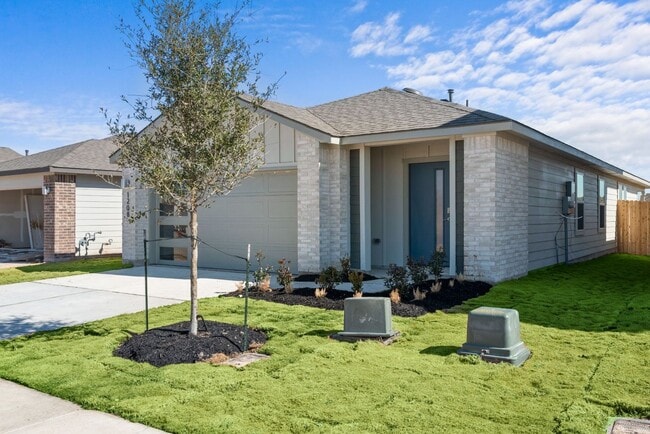 Building Photo - AUGUST MOVE IN! Beautiful Midtown Reserve 3 Bedroom Home For Lease