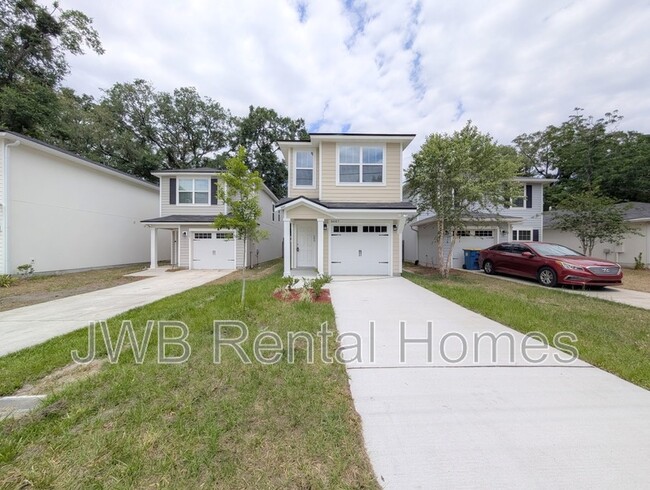 Photo - 9087 Eaton Ave House
