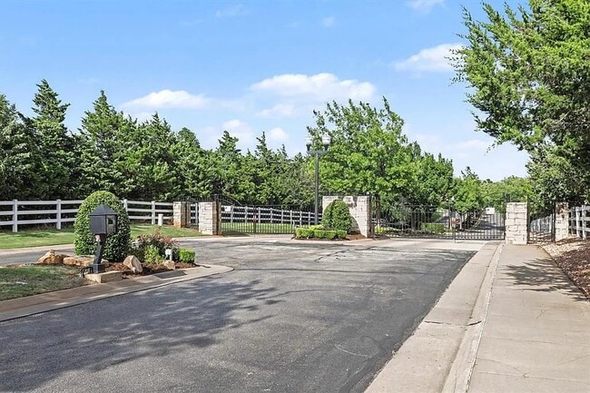 Photo - 7712 NW 136th Terrace