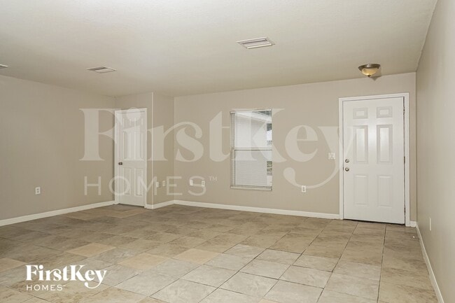 Photo - 412 10th Ave E