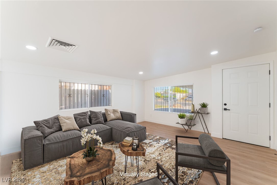 Photo - 3320 Osage Ave