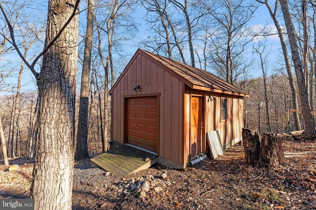 Photo - 184 Black Twig Rd