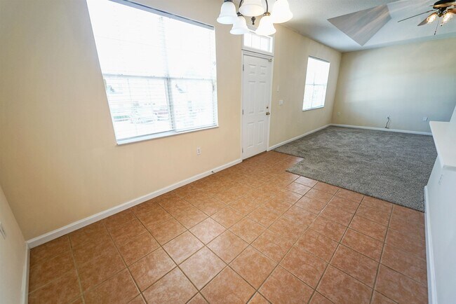 Photo - 1692 Corey Wood Cir