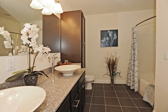 Photo - Willow Square of Clarence