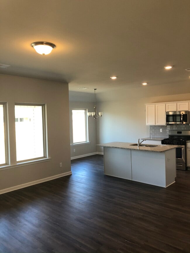 Photo - 75725 Rickelin Dr