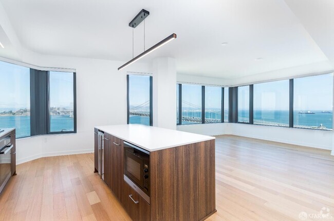 Building Photo - 280 Spear St Unit 28E Rental