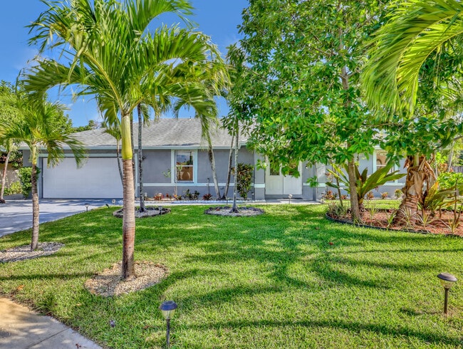 Photo - 1950 Wisteria St