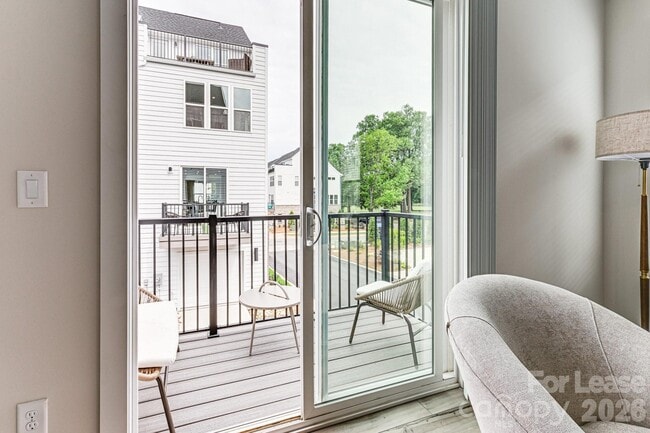 Photo - 3011 Jolene Ct