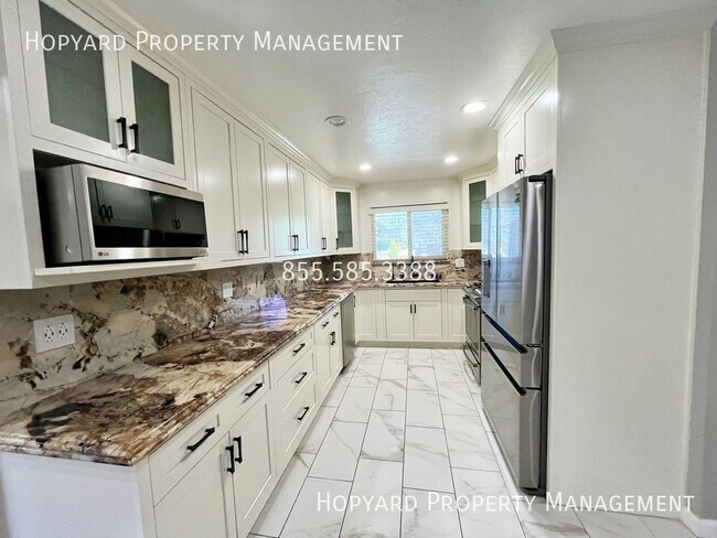 Photo - 6186 Alvord Way