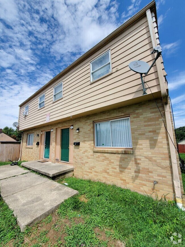 Building Photo - 238-240 N SOUTHAMPTON AVE Unit 240 N Southampton Ave Rental