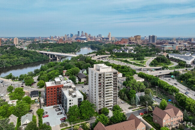Aerial - Thornton Place Apartments