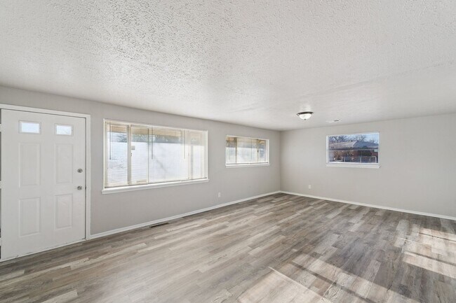 Photo - 3 bed, 1 bath home in Midwest city,Ok