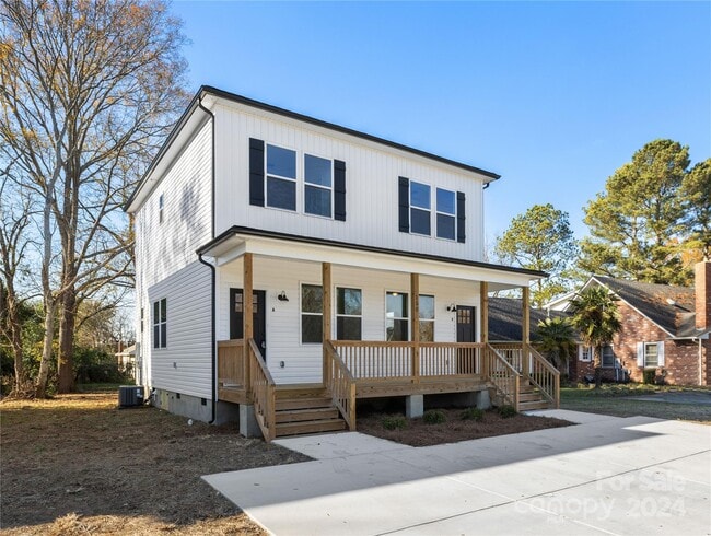 Photo - 152 Gregg St