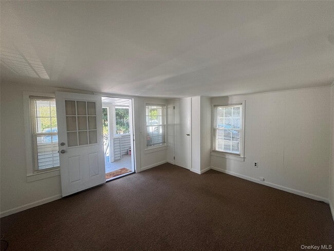 Photo - 725 Park Ave