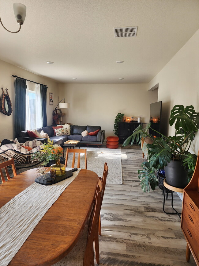 Photo - 6057 Napa Dr